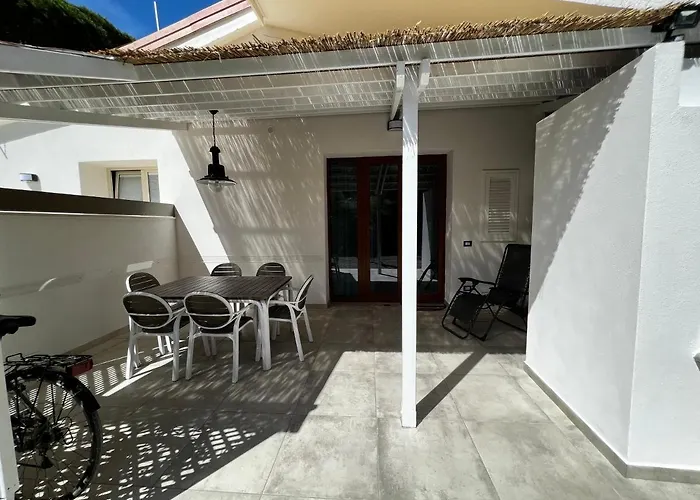 - Tra Mare E Natura 푼타알라