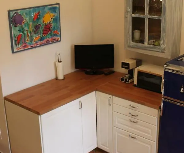 - Tra Mare E Natura *